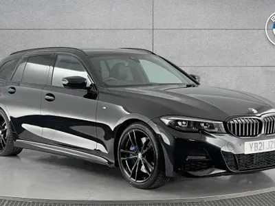 Begagnad BMW 320 M Sport 181 HK (133 kW) 2021 Svart Kombi