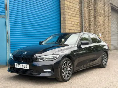 Usado BMW 330e Comfort Edition 2021 Preto Sedan