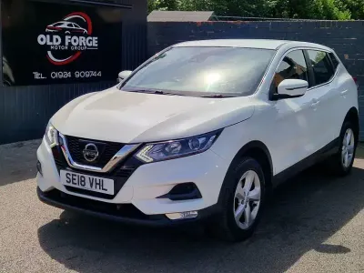 Used Nissan Qashqai Acenta 115 HP (84 kW) 2018 White SUV