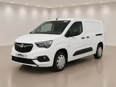 Used Vauxhall Combo Edition 130 HP (95 kW) 2021 White MPV