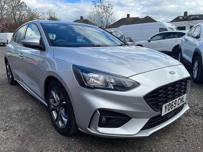Second-hand Ford Focus ST-Line 120 CP (88 kW) 2020 Argintiu Hatchback