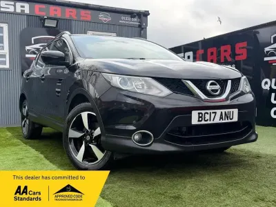 Used Nissan Qashqai N-Vision 130 HP (95 kW) 2017 Black SUV