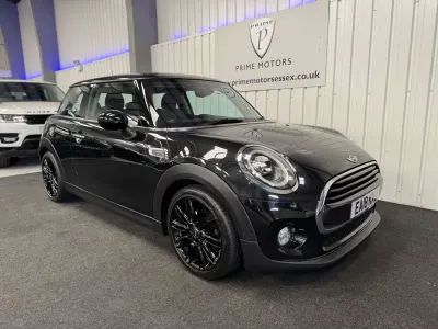 Usado Mini Cooper Hatch 2018 Preto Citadino