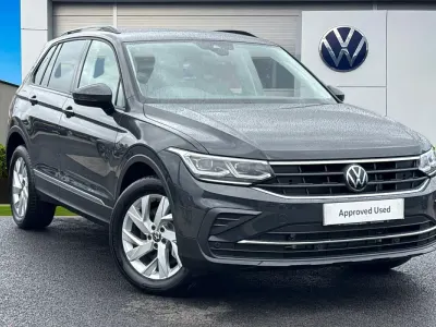 Ny VW Tiguan Life 2025 Grå SUV