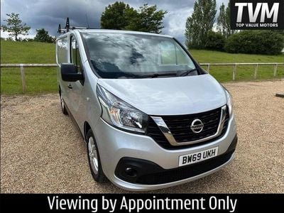 Used Nissan NV300 Tekna 120 HP (88 kW) 2020 Grey Van