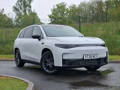 New Leapmotor C10 218 HP (160 kW) 2026 Metallic  pearly white SUV