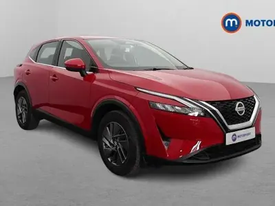 Used Nissan Qashqai Acenta Premium 158 HP (116 kW) 2022 Red SUV