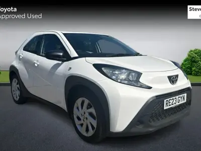 Used Toyota Aygo X PURE 72 HP (52 kW) 2025 SUV