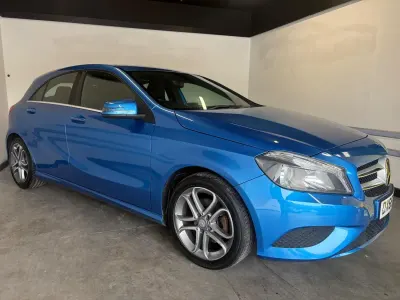 Used Mercedes A180 109 HP (80 kW) 2015 Blue Hatchback