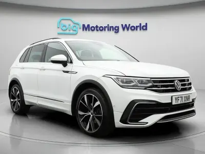 Second-hand VW Tiguan R-line 150 CP (110 kW) 2022 Alb SUV