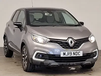 Second-hand Renault Captur Iconic 90 CP (66 kW) 2019 Gri SUV