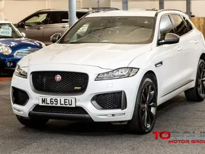 Used Jaguar F-Pace S 300 HP (220 kW) 2020 White SUV