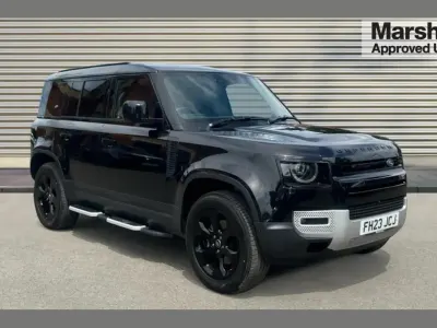 Used Land Rover Defender SE 249 HP (183 kW) 2023 Santorini black metallic SUV