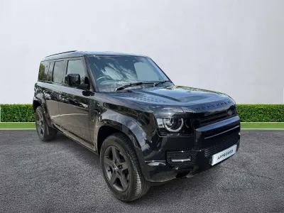 Used Land Rover Defender SE Dynamic 2024 Black SUV