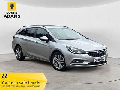 Used Vauxhall Astra Design Edition 110 HP (80 kW) 2024 Silver Estate