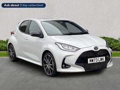 Second-hand Toyota Yaris Hybrid Sport 116 CP (85 kW) 2023 Gri Hatchback