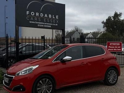 Used Peugeot 208 Allure 82 HP (60 kW) 2017 Orange Hatchback