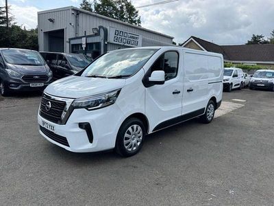 White Used 2023 Nissan Primastar Acenta MPV | £15,495 (Good price)