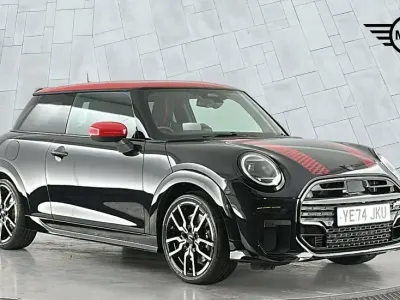 Used Mini Cooper Hatch 154 HP (113 kW) 2024 Black Hatchback