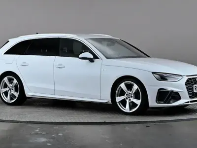 Used Audi A4 S-Line 150 HP (110 kW) 2023 White Estate
