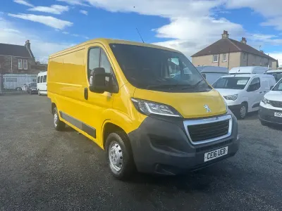 Used Peugeot Boxer 130 HP (95 kW) 2016 Yellow Van