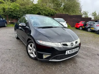 Begagnad Honda Civic SE 140 HK (102 kW) 2009 Svart Halvkombi