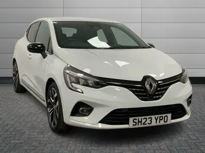Used Renault Clio Techno 145 HP (106 kW) 2023 White  Hatchback