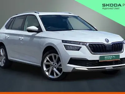 Käytetty Skoda Kamiq SE L Executive 110 HP (80 kW) 2023 Valkoinen Katumaasturi