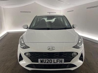 Used Hyundai i10 SE 67 HP (49 kW) 2020 White Hatchback