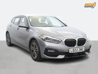 Używany BMW 118 Sport Line 136 KM (100 kW) 2022 Szary Hatchback