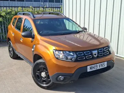 Used Dacia Duster Essentiel 115 HP (84 kW) 2019 Orange SUV