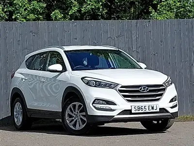 Używany Hyundai Tucson SE 116 KM (85 kW) 2015 Biały SUV