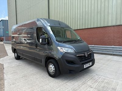 Vauxhall Movano