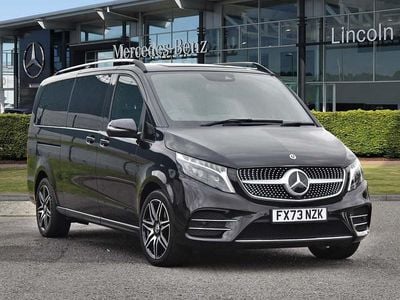 Mercedes V220