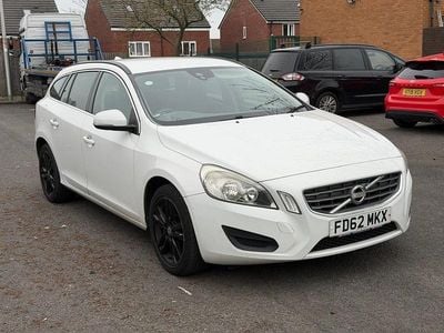 Used Volvo V60 SE 115 HP (84 kW) 2012 White Estate