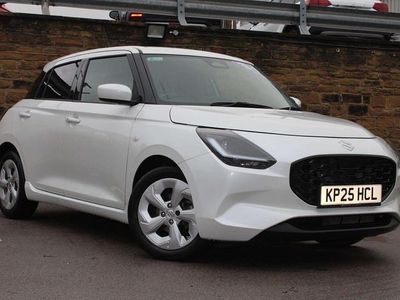 Used Suzuki Swift 2025 White Hatchback