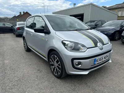 Używany VW up! 75 KM (55 kW) 2015 Srebrny Hatchback