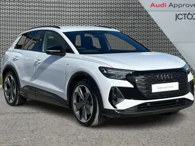 New Audi Q4 e-tron Black Edition 206 kW (281 HP) 2026 White SUV