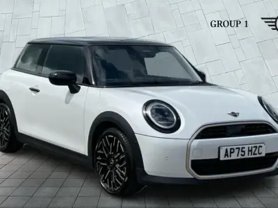 Used Mini Cooper Hatch 114 kW (156 HP) 2026 White Hatchback