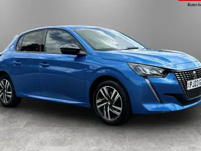 Used Peugeot 208 Allure+ 102 HP (75 kW) 2023 Blue Hatchback
