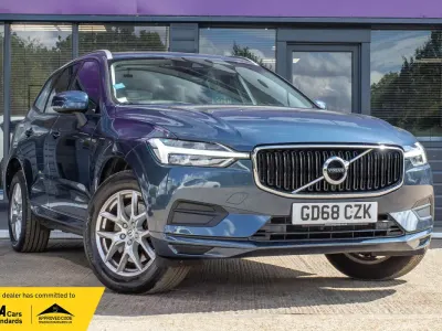 Used Volvo XC60 Momentum 190 HP (139 kW) 2019 Blue SUV