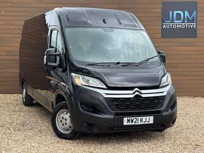 Usado Citroën Relay 140 HP (102 kW) 2021 Preto Van