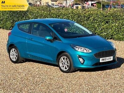 Used Ford Fiesta Zetec 100 HP (73 kW) 2018 Blue Hatchback