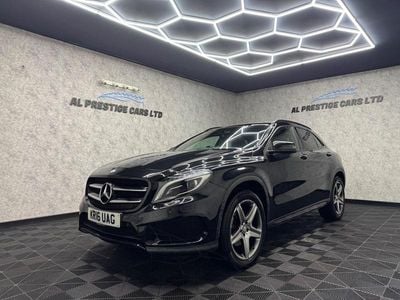 Mercedes GLA220