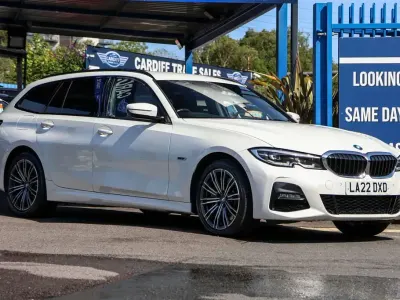 Used BMW 330e