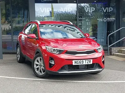 Used Kia Stonic 118 HP (86 kW) 2020 Red SUV