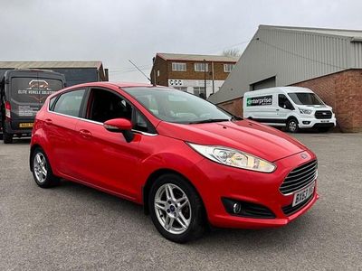 Used Ford Fiesta Zetec 82 HP (60 kW) 2013 Red Hatchback