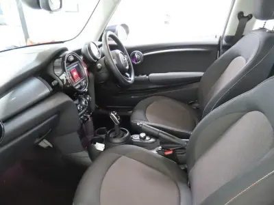 Used Mini Cooper Classic 2020 White Hatchback