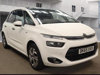 White Used 2015 Citroën C4 Picasso Exclusive MPV | £5,495 (Fair price)