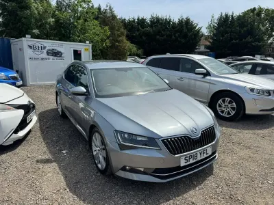 Used Skoda Superb SE L Executive 190 HP (139 kW) 2018 Grey Hatchback